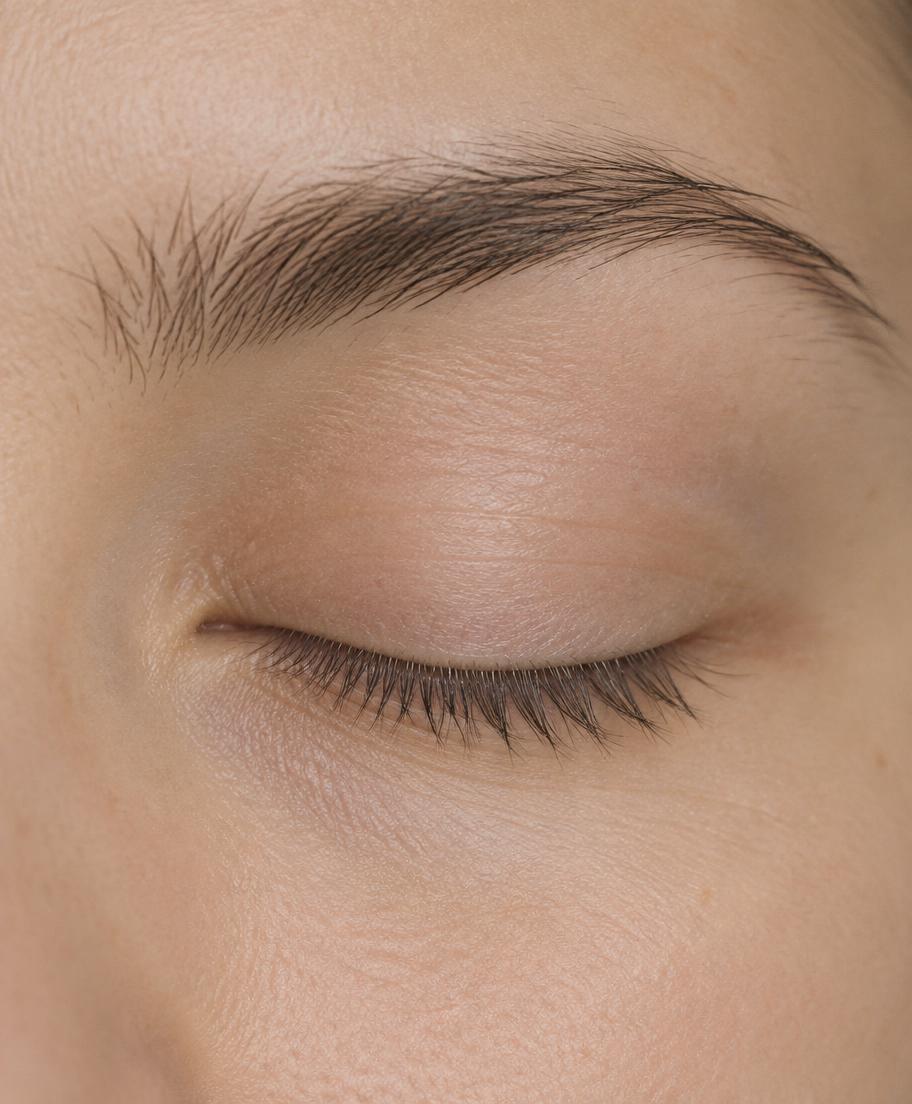 Wimpern: Wimpernverlängerung – Vorher